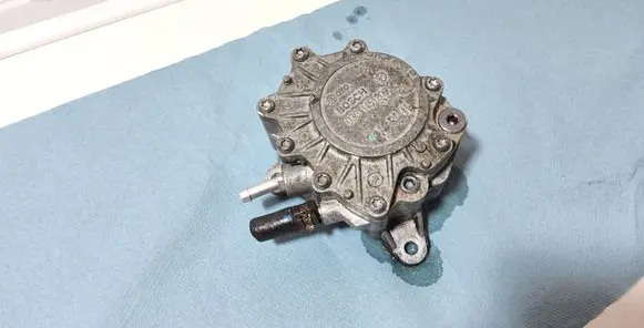 Audi A3 S3 8P Vacuum pump 03G145209C 153006 300906C