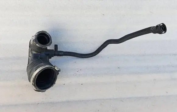 Audi A6 S6 C6 4F Air intake hose/pipe 4F0129615K