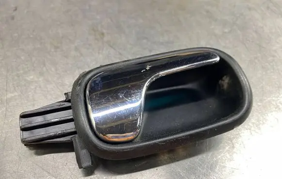 Audi A4 S4 B5 8D Rear door interior handle 8D0839020