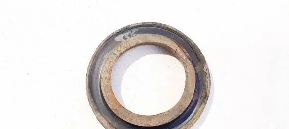 Mitsubishi Grandis Front coil spring rubber mount mb663324