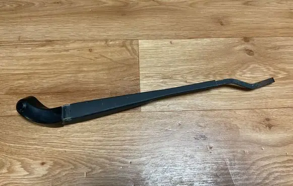 Mini One - Cooper R50 - 53 Front wiper blade arm 80005586