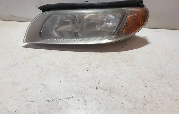 Volvo XC70 Headlight/headlamp 31214351 6330100001