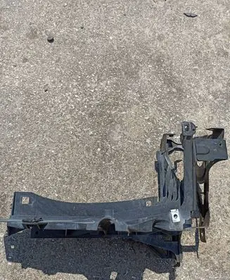 BMW 7 F01 F02 F03 F04 Headlight/headlamp mounting bracket 110715