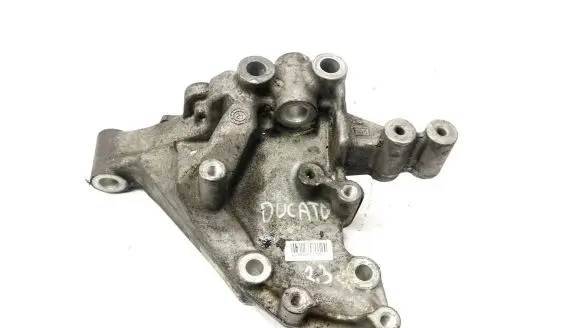 Iveco Daily 35 - 40.10 Engine mounting bracket 5802414043
