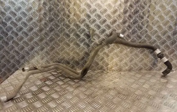 Renault Trafic III (X82) Engine coolant pipe/hose