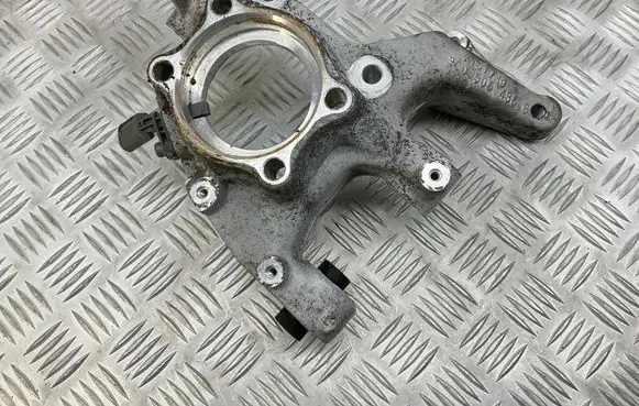 Audi Q3 8U Rear wheel hub 3C0505436G