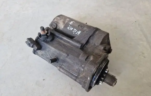 Toyota Hilux (AN10, AN20, AN30) Starter motor 281000L050