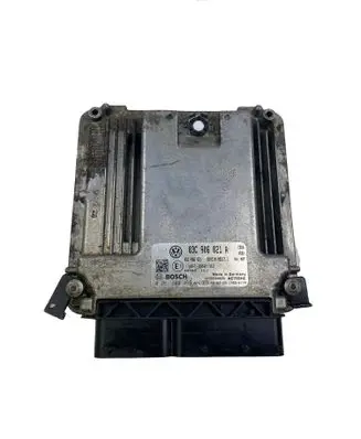 Volkswagen PASSAT B6 Engine control unit/module 03C906021A 0261S04469