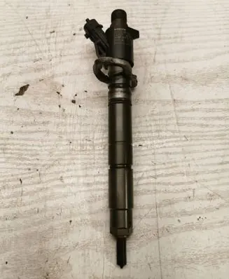 Volvo S60 Fuel injector 31303238 04451016016 2445141