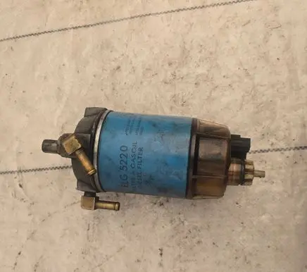 Nissan Navara D22 Fuel filter 