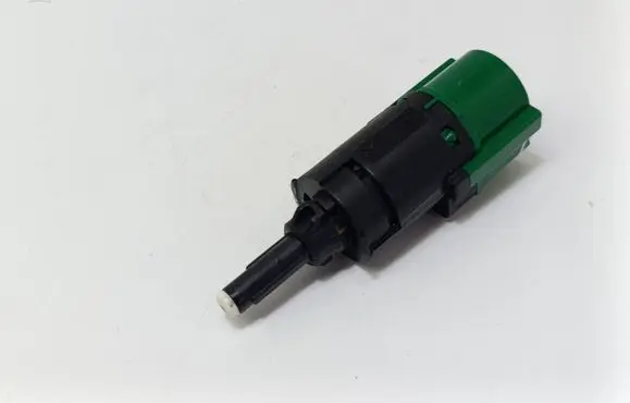 Peugeot 2008 I Brake pedal sensor switch 9670430580
