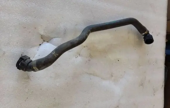 BMW X5 F15 Engine coolant pipe/hose 8514433