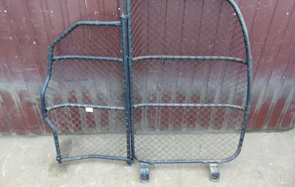 Renault Kangoo II Trunk separation 