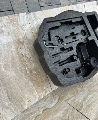 Maserati Ghibli Tool box 670031459
