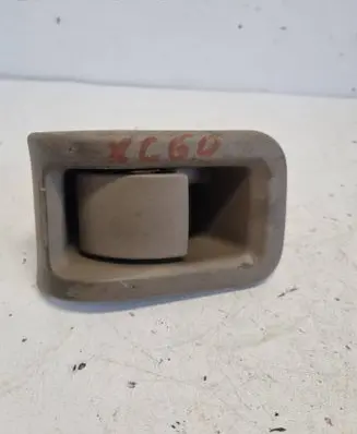 Volvo XC60 Engine bonnet (hood) release handle 30779851