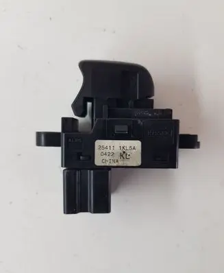 Nissan Juke I F15 Electric window control switch 254111KL5A