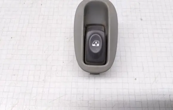 Renault Scenic I Electric window control switch
