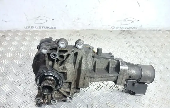 Mitsubishi Outlander Gearbox transfer box case 067015
