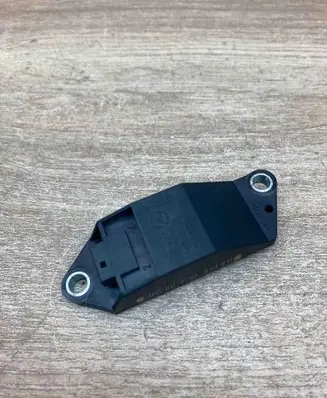 Mercedes-Benz E W211 Airbag deployment crash/impact sensor A0018209326