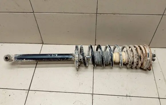 Volkswagen PASSAT B4 Rear shock absorber with coil spring 