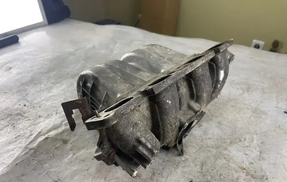 Opel Zafira A Intake manifold 9158176