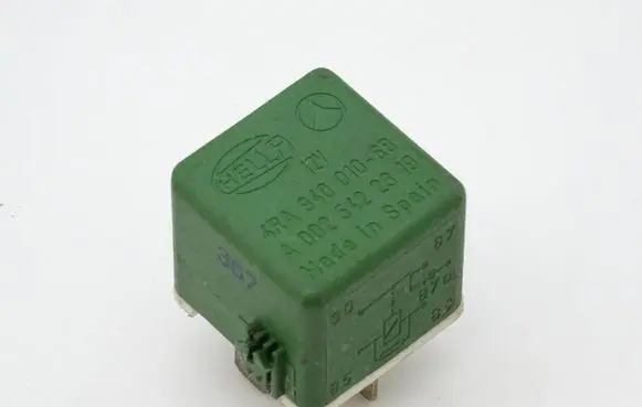 Mercedes-Benz E W211 Other relay A0025422319