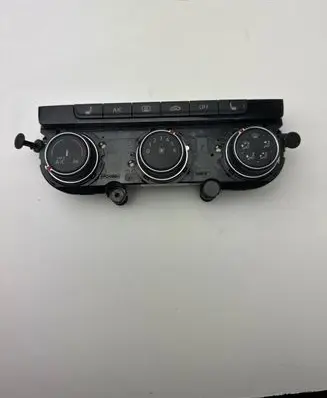 Volkswagen Golf VII Climate control unit 5G0907426R 5HB01117651 1401510100