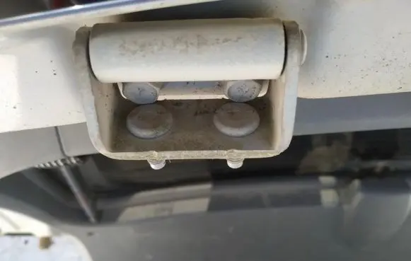 Hyundai Santa Fe Tailgate/trunk/boot hinge