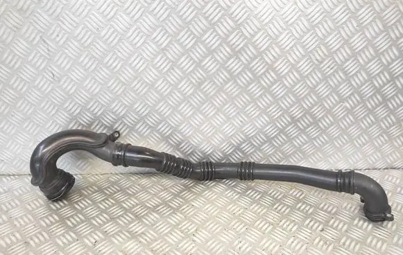 Opel Astra J Intercooler hose/pipe 13265279 315616912