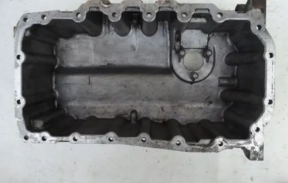Volkswagen Caddy Oil sump 