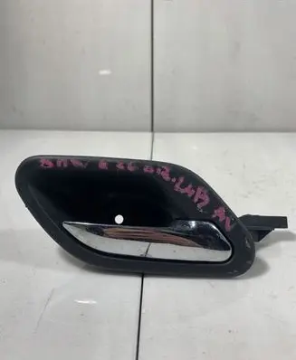 BMW 5 E39 Front door interior handle 8226050