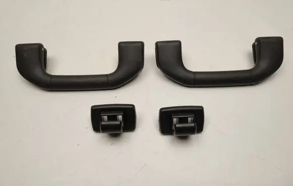 Mercedes-Benz C W204 Front interior roof grab handle A204100051