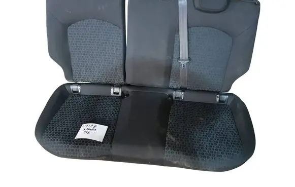 Opel Corsa E Second row seats 