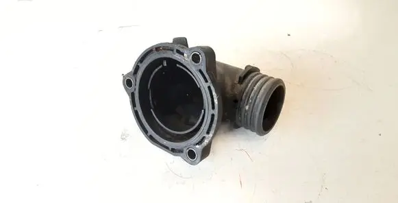 BMW 5 E39 Engine coolant pipe/hose