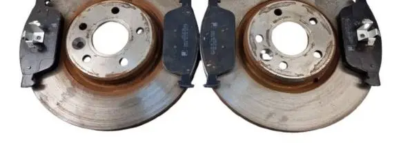 Ford Kuga II Front brake disc 104592469