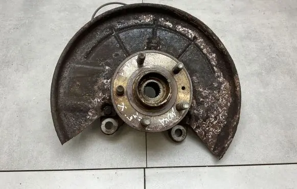 Opel Mokka Front wheel hub
