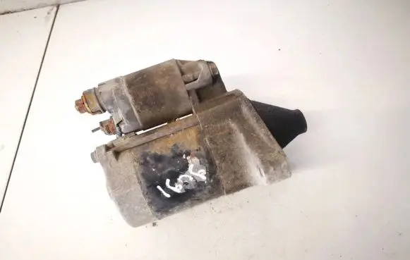 Toyota Yaris Starter motor 2810023020 28100-23020
