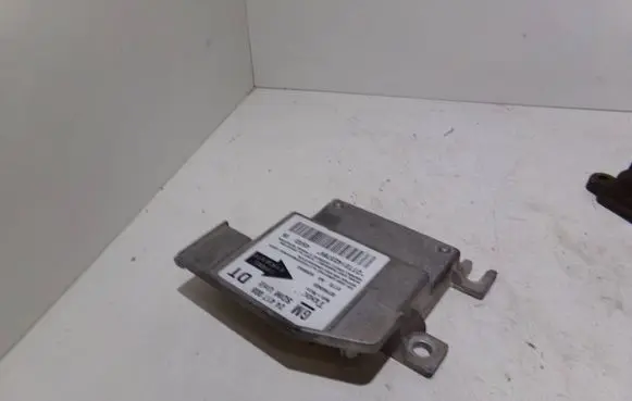 Opel Combo C Airbag control unit/module 24417008 327963935 DTT0142378V