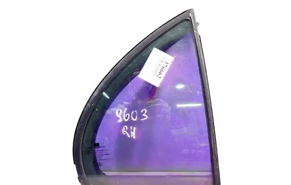 Chevrolet Evanda Front door window glass four-door 