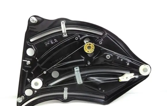 Rear window lifting mechanism without motor