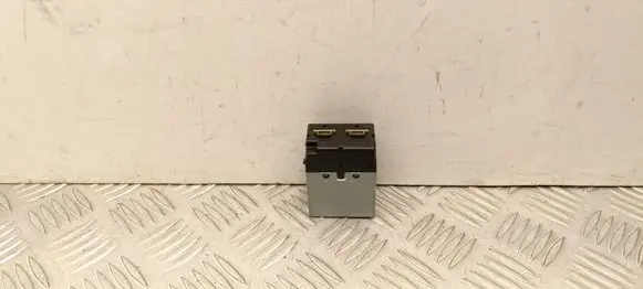Volvo XC40 USB socket connector 41049760