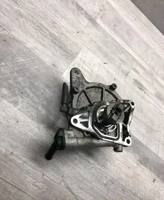 KIA Sorento Vacuum pump 288102F000 10F2600310