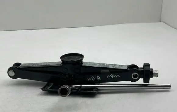 Mercedes-Benz A W169 Lift Jack A1685830715