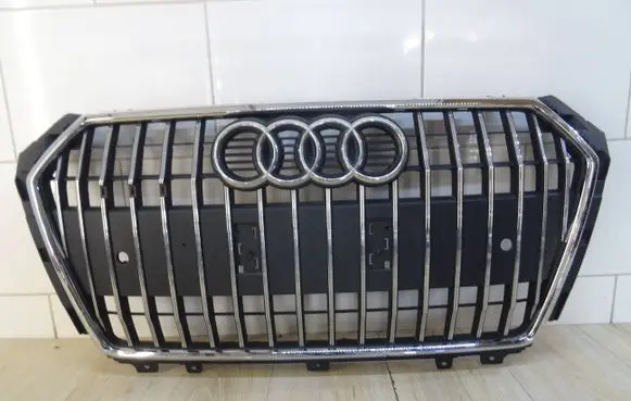 Audi A4 Allroad Front bumper upper radiator grill 8W0853651R