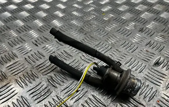 Mercedes-Benz GLC X253 C253 AdBlue injector A0004901113 0444025017