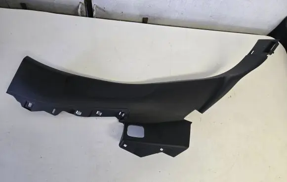 Audi Q7 4M Rear sill trim cover 4M0867767