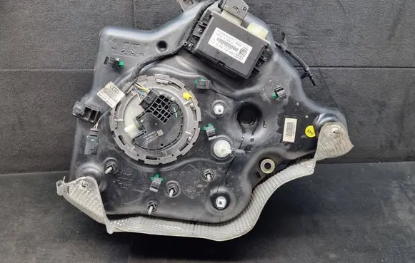 Audi A6 C7 AdBlue liquid reservoir 4G0131877 4G0907355G 4G0907355B