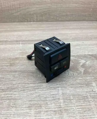 BMW 3 E90 E91 Hazard light switch 6945652 69456521