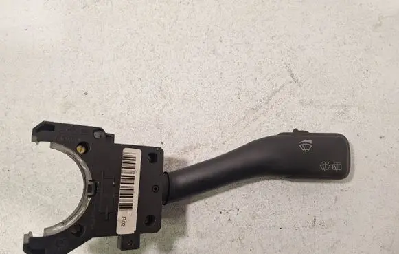 Volkswagen Golf IV Wiper control stalk 4B0953503F