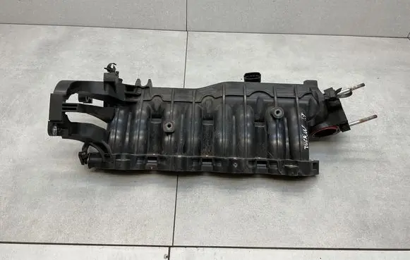 Hyundai Tucson TL Intake manifold 